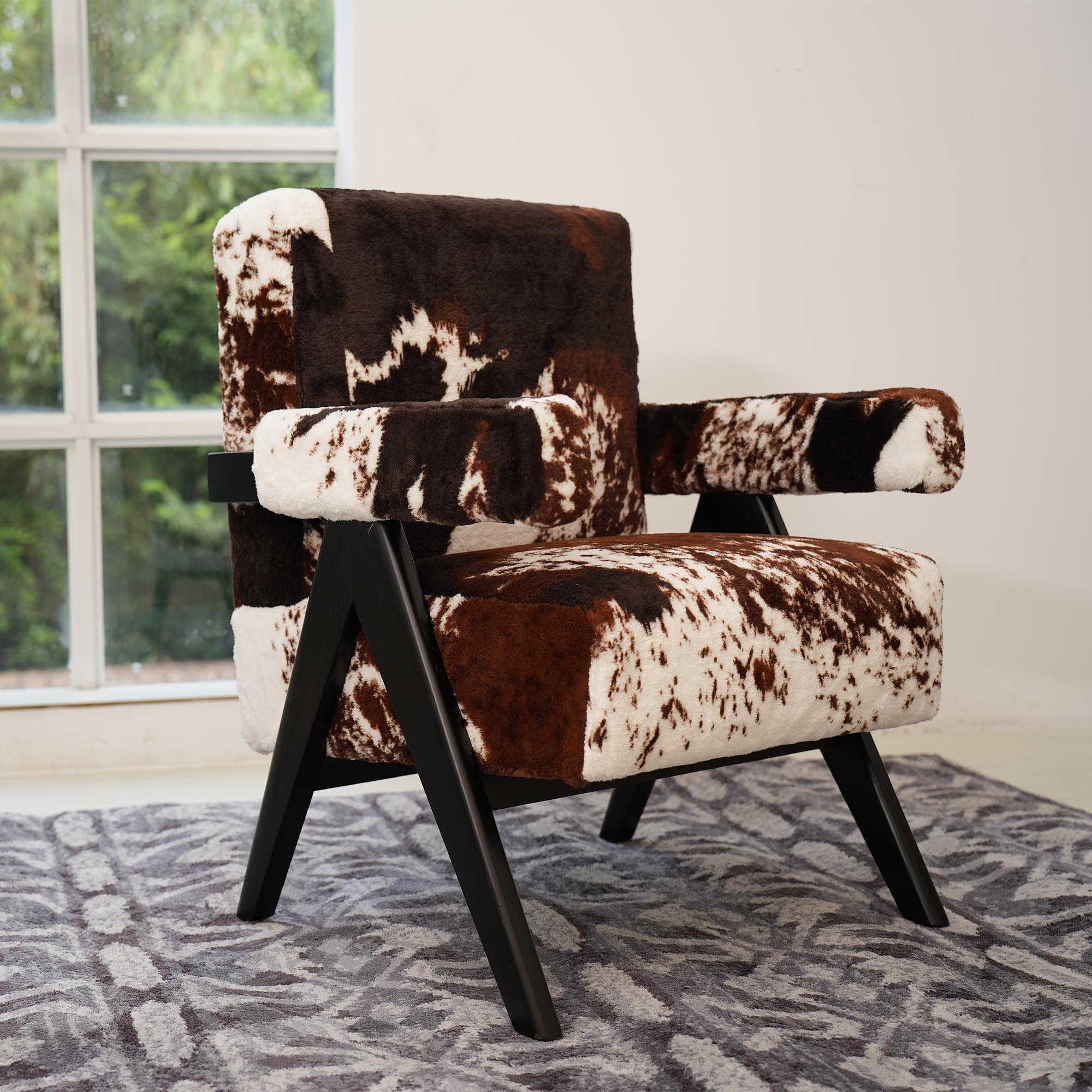 Commercial Fabric Printing - Poltrona con Motivo Mucca, Poltrona Wingback